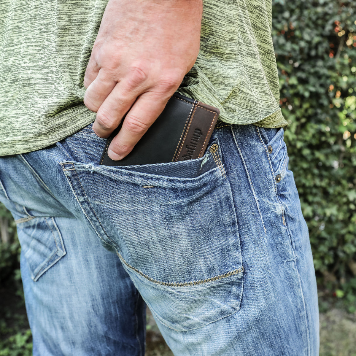 Classic Wallet Lugge Special Edition made of buffalo leather, view 6