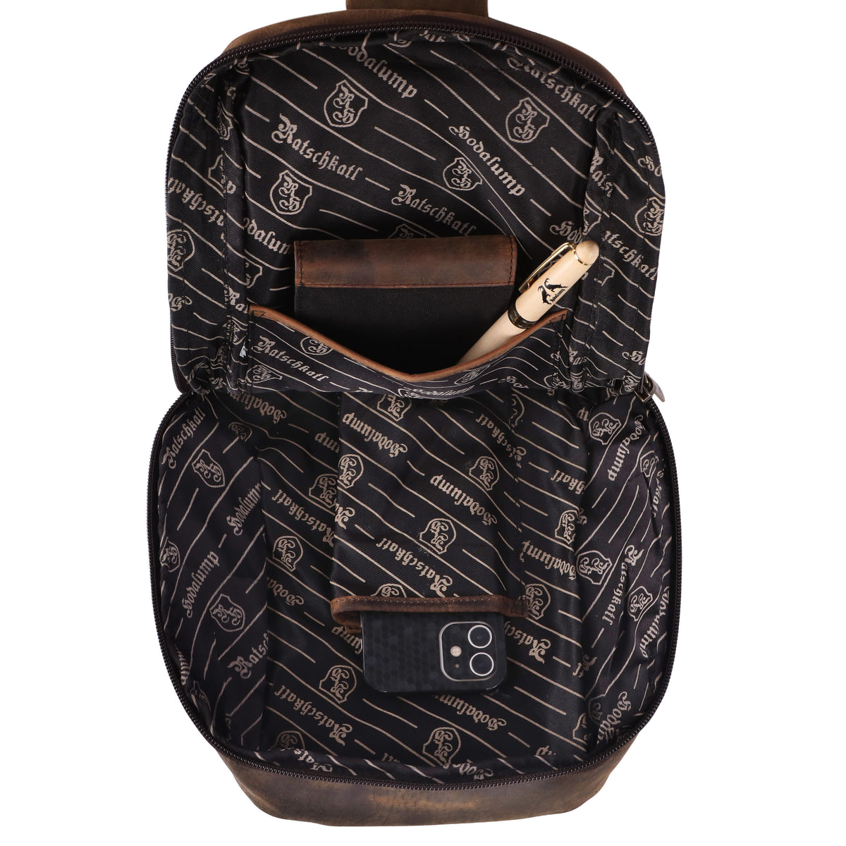 City Bag Theodor made of buffalo leather, view 5