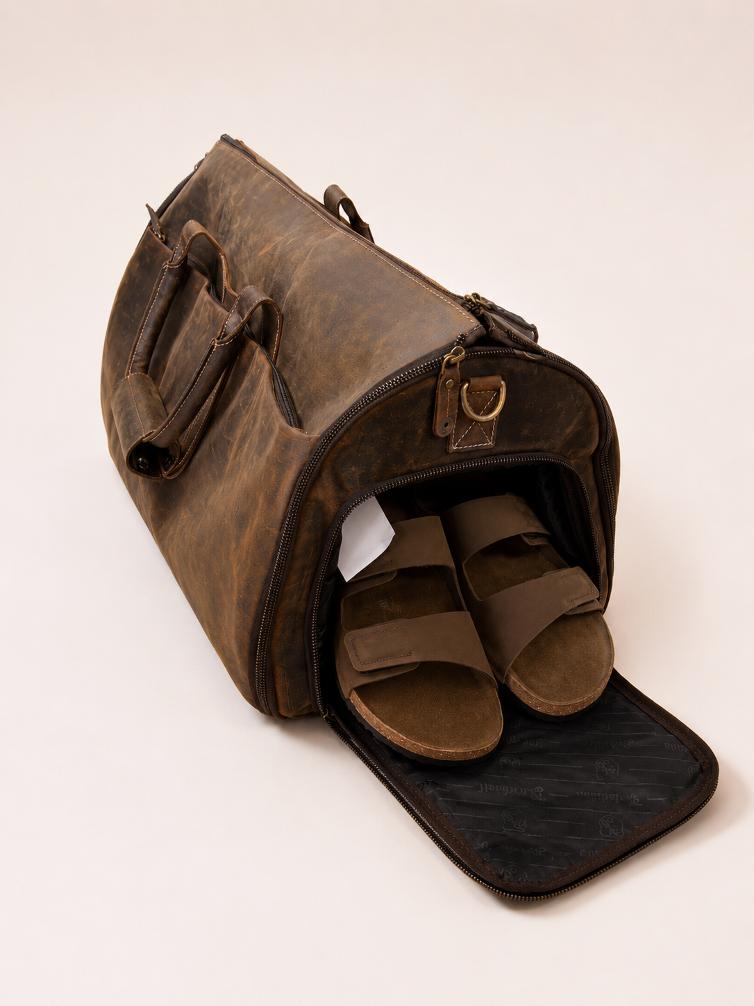 Flat Bag von Hodalump aus Büffelleder, Ansicht 9