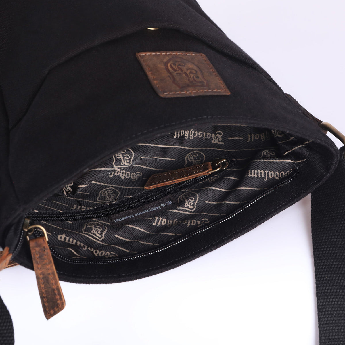 Sac bandoulière en PET recyclé en PET recyclé et cuir véritable, vue 5