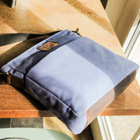 Sac bandoulière en PET recyclé en PET recyclé et cuir véritable, vue 18