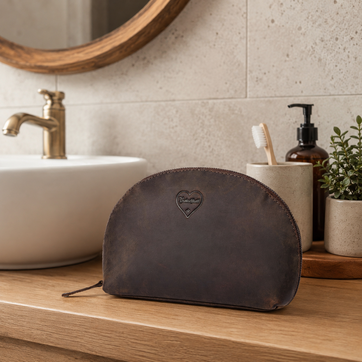 Kulturtasche Mittelgroß aus Büffelleder