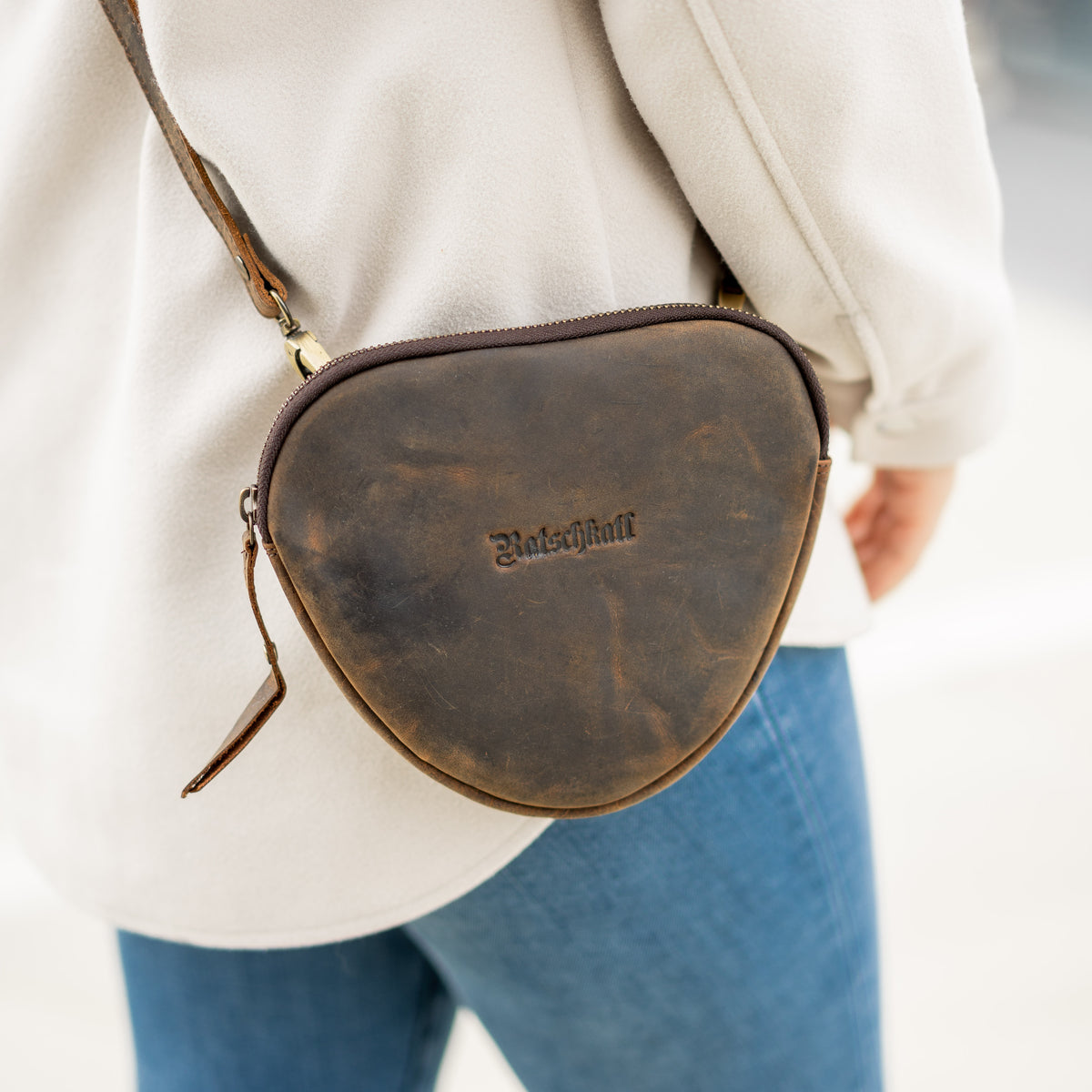 Borsa a cuore in pelle di bufalo, vista 8